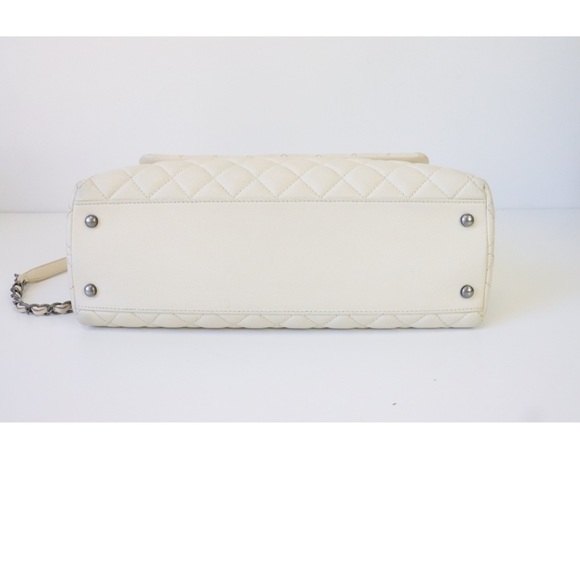 Chanel Coco Large, Ivory Caviar Leather, Exotic Handle, Preowned in Dustbag - Picture 8 of 16
